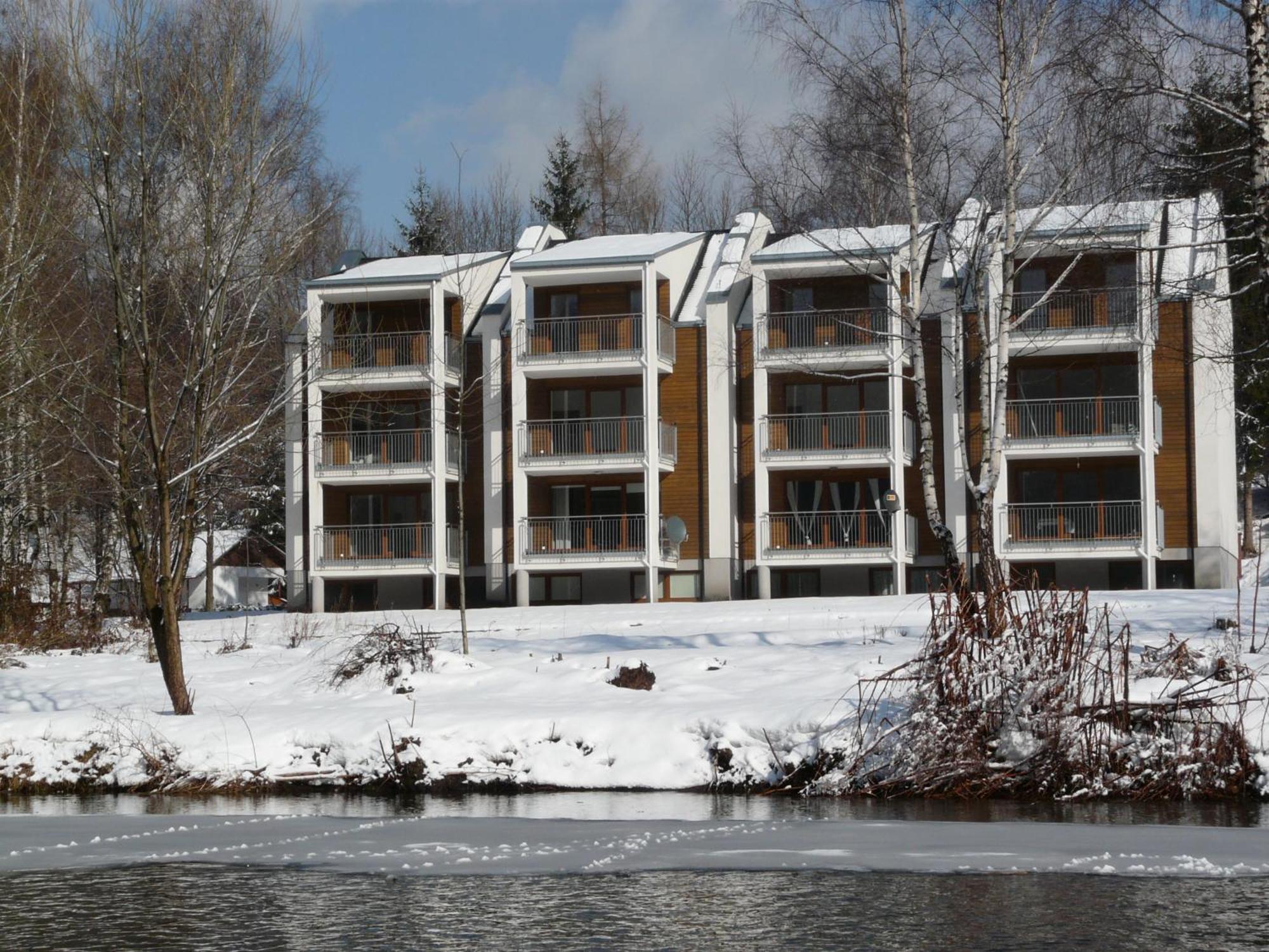Apartamenty Wislany Brzeg 우스트론 외부 사진