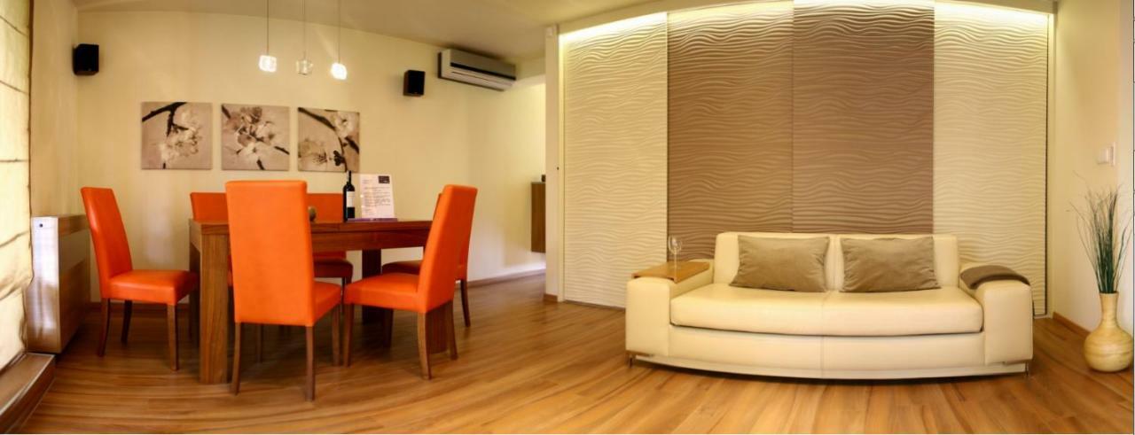 Apartamenty Wislany Brzeg 우스트론 외부 사진